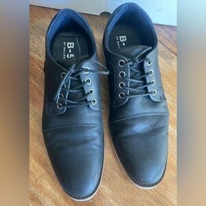 B52 by Bullboxer Men’s Oxfords